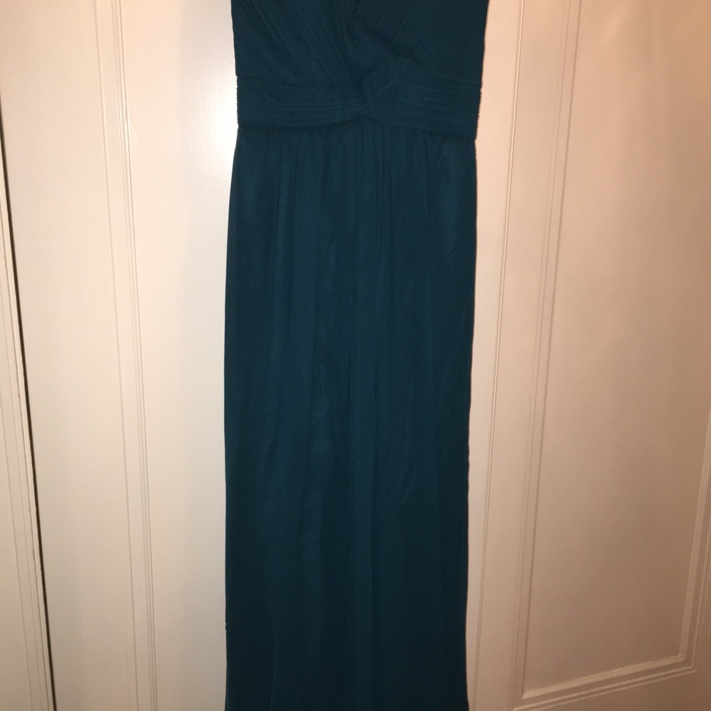 Prom dress - Picture 2 of 4
